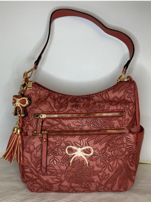 img/products/handbags/HBT0431-WINE900.jpg