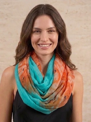 img/products/accessories/scarves/xNW688-103-6_900.jpg