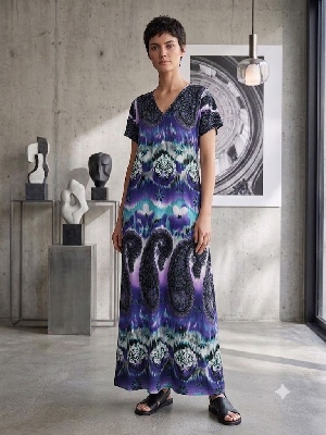 img/products/apparel/dress/xD1821-2_900.jpg