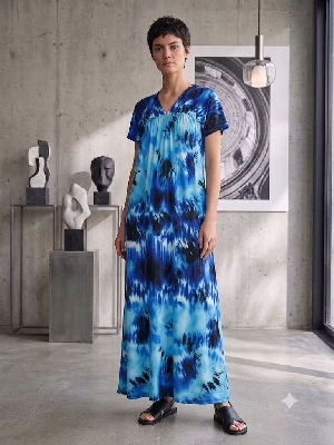img/products/apparel/dress/xD1821-3_900.jpg