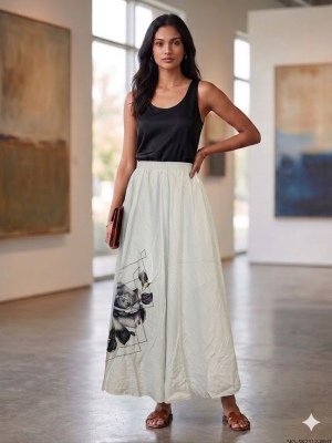img/products/apparel/skirt/xSK82312-WHT_900.jpg