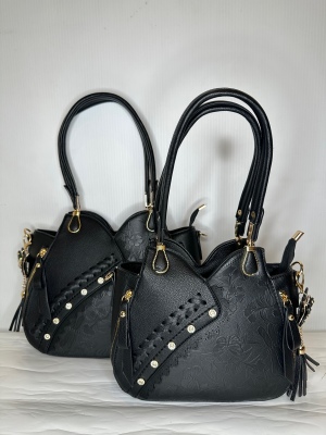 img/products/handbags/HBT1787-BLK(A)_900.jpeg
