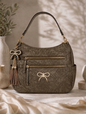 img/products/handbags/xHBT0431-DKKHA_900.jpeg