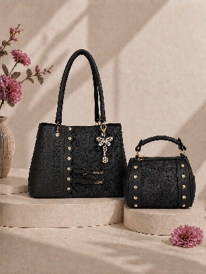 img/products/handbags/xHBT0667-BLK_900.jpg