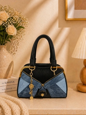 img/products/handbags/xHBT0817-BLK_900.jpeg