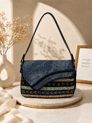 img/products/handbags/xHBT1965-JEANBLK_900.jpg